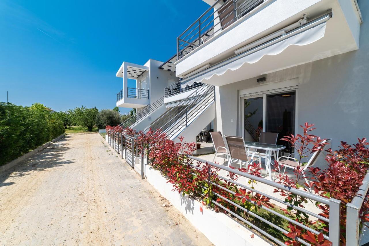 Kleoniki & Irida Residential Complexes Apartment Ofrinion Exterior photo