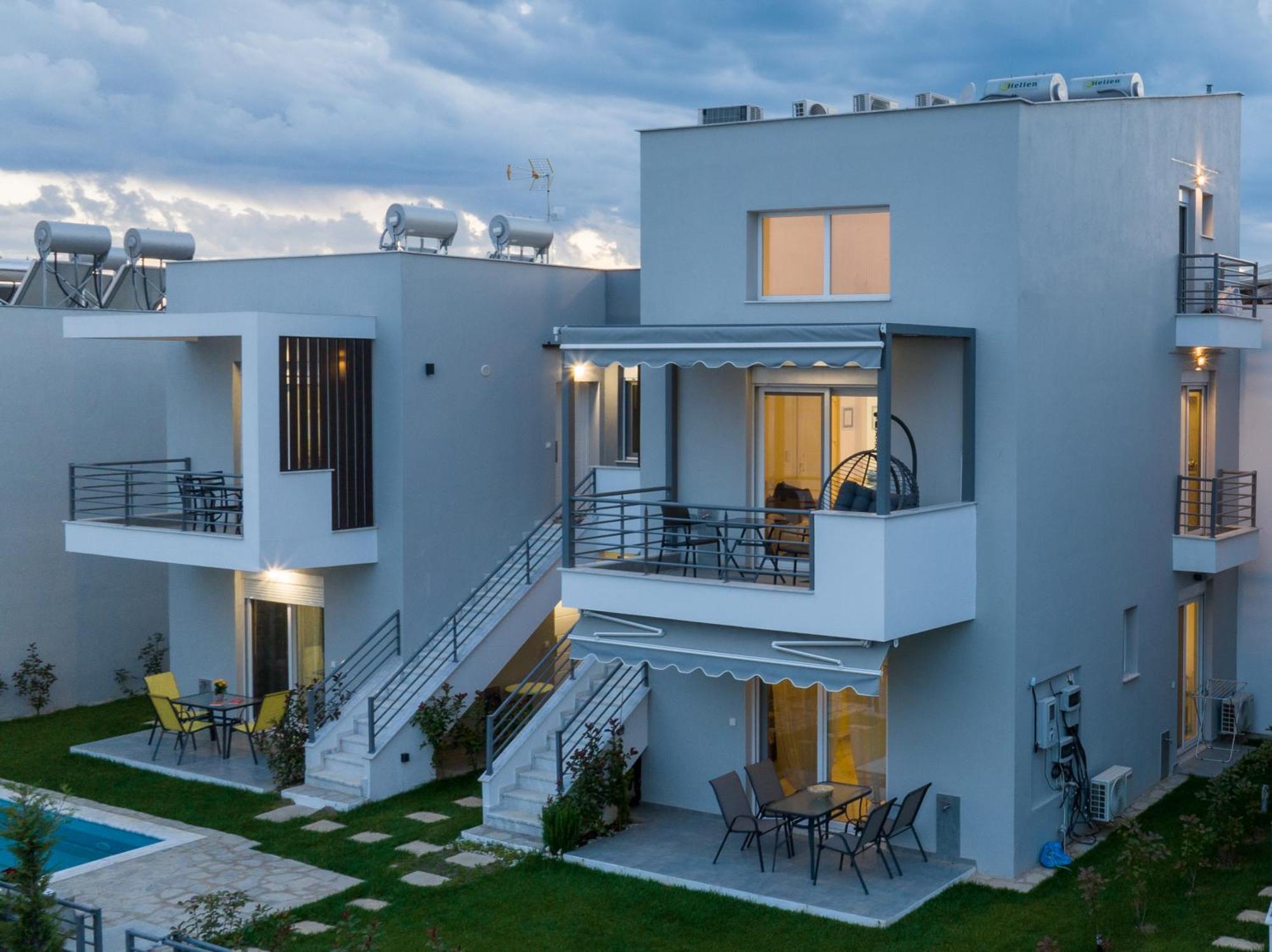 Kleoniki & Irida Residential Complexes Apartment Ofrinion Exterior photo